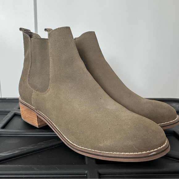 Suede Waterproof Bootie - Olive Green - Picture 2 of 7